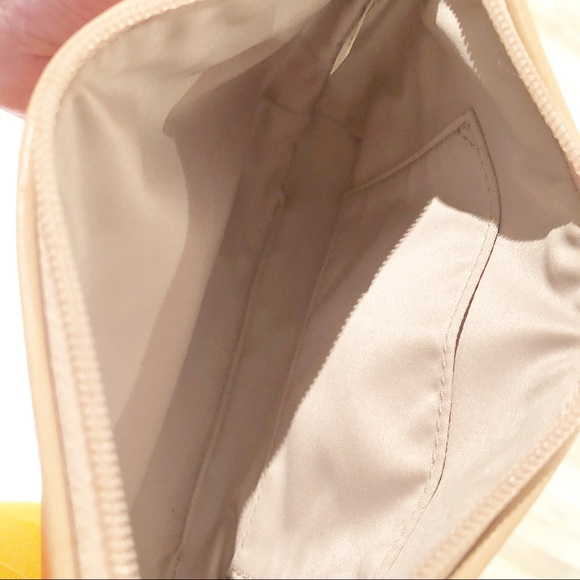 COACH Wristlet - Picture 4 of 4